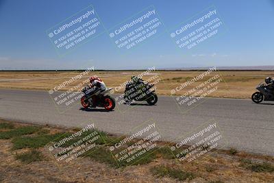 media/Aug-13-2023-CRA (Sun) [[1cfc37a6fb]]/Race 11 600 Superbike/Grid Shots/